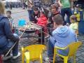 19. Juni: Stockbrot auf der Spielmeile auf dem Altstadtmarkt. (Foto: Boris Pawlik)