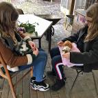 1. Februar: Sandy und Suna mit Tiffy und Caramell. (Foto: Laura Müller)