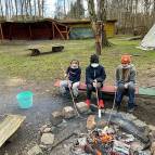 2. Februar: Bei dem kalten Wetter tut das warme Feuer gut. (Foto: Fabian Wilke)